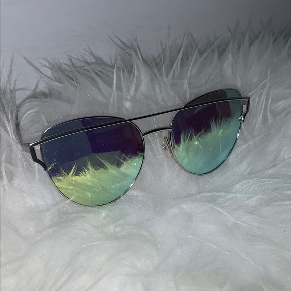 American Eagle cat eye sunglasses!💚👓